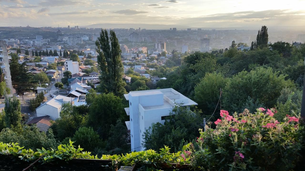 Top Boutique Hotel（首席精品酒店） Tbilisi Ngoại thất bức ảnh