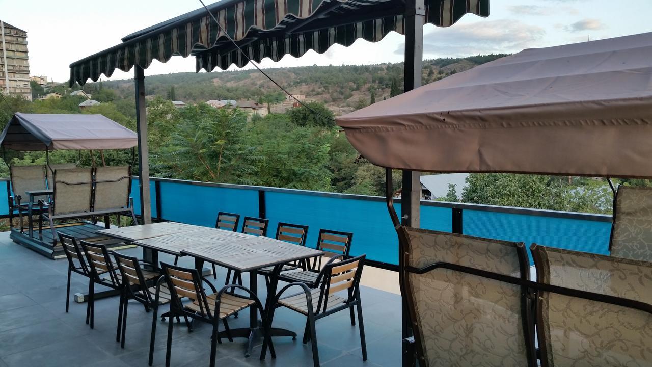 Top Boutique Hotel（首席精品酒店） Tbilisi Ngoại thất bức ảnh