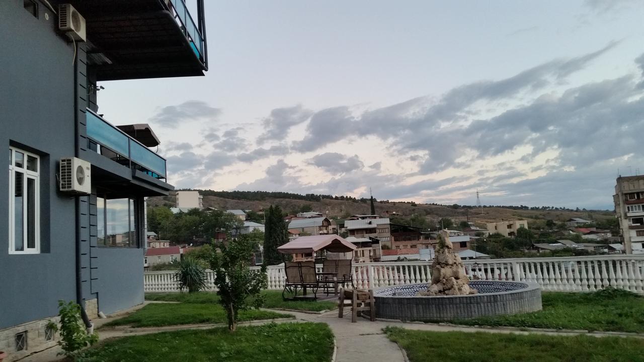 Top Boutique Hotel（首席精品酒店） Tbilisi Ngoại thất bức ảnh