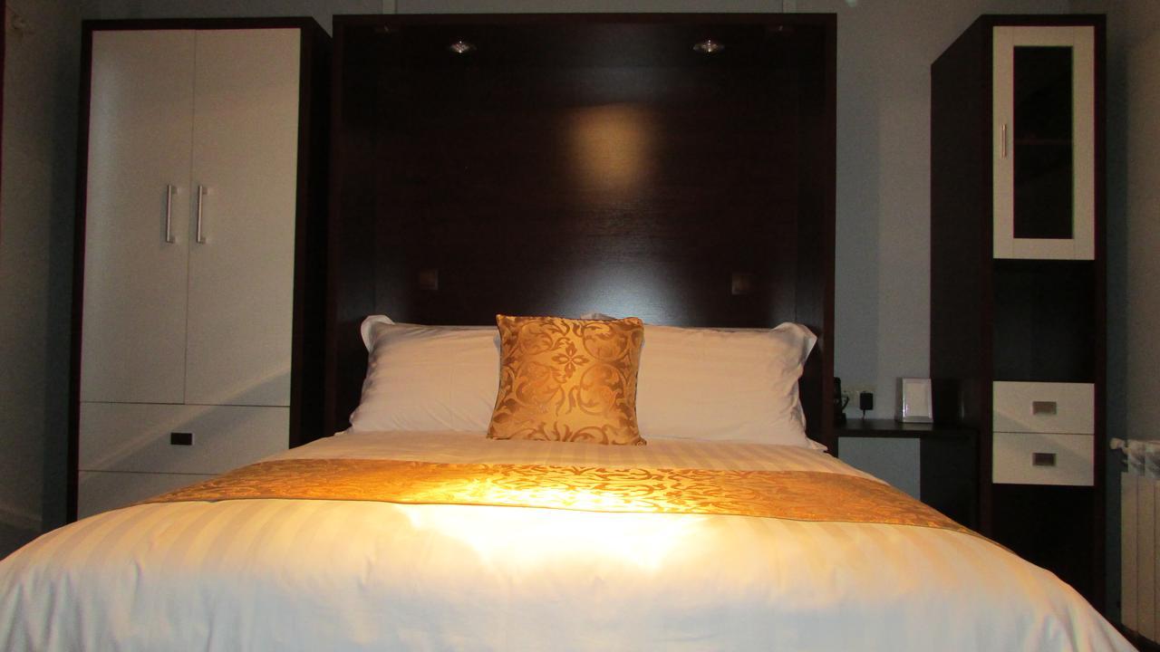 Top Boutique Hotel（首席精品酒店） Tbilisi Ngoại thất bức ảnh