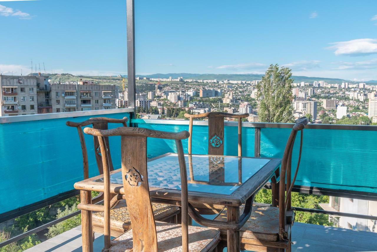 Top Boutique Hotel（首席精品酒店） Tbilisi Ngoại thất bức ảnh