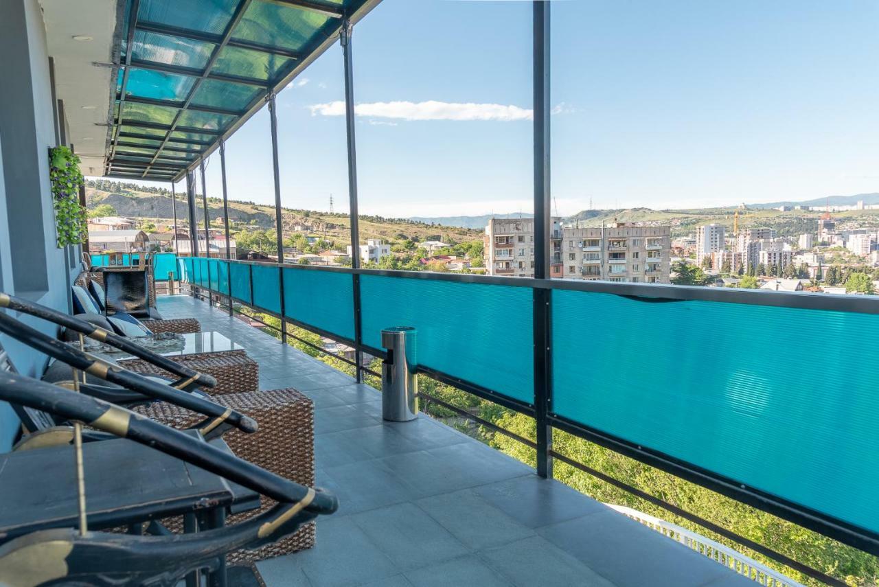 Top Boutique Hotel（首席精品酒店） Tbilisi Ngoại thất bức ảnh